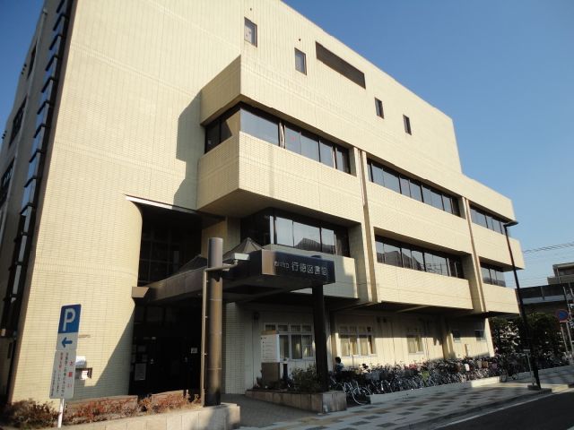 図書館　市川市行徳図書館（図書館）まで200m