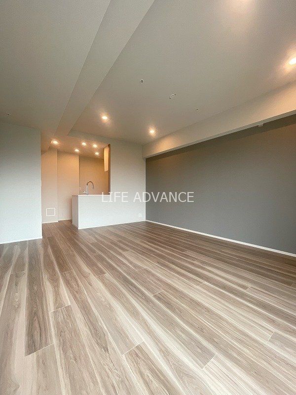 居室・リビング　同間取り。別住戸写真です。