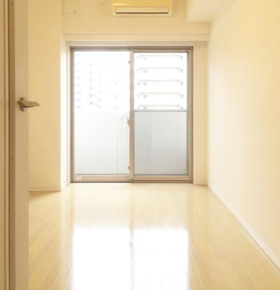 居室・リビング　★広々居室スペース★