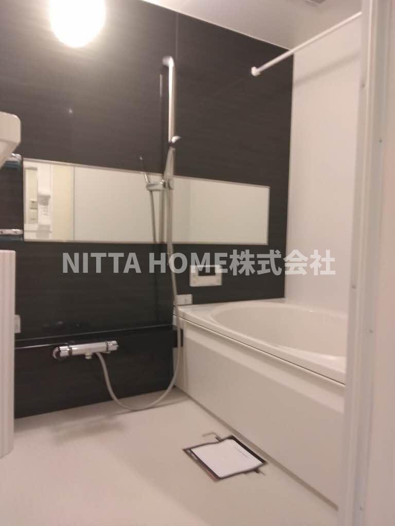 バス・シャワールーム　キレイなバスルームで疲れもなくなりますね♪