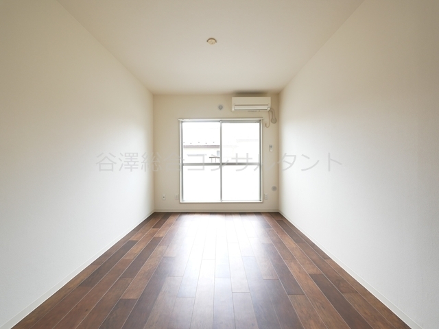 居室・リビング　エアコン付、洋室６帖