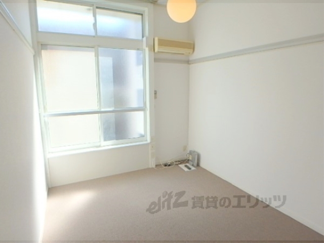 居室・リビング　洋室