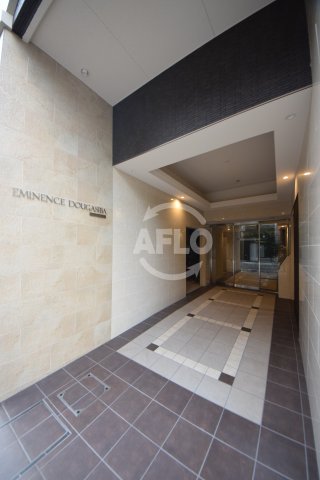 エントランス　エミネンス堂ヶ芝　エントランス