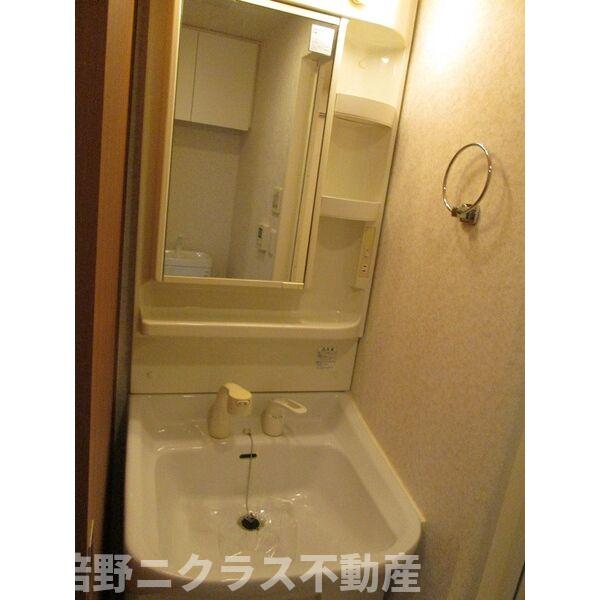 洗面設備　内装は同建物のイメージです。