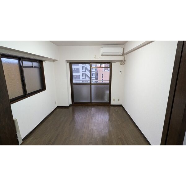 居室・リビング　別室の参考写真です。※現況優先