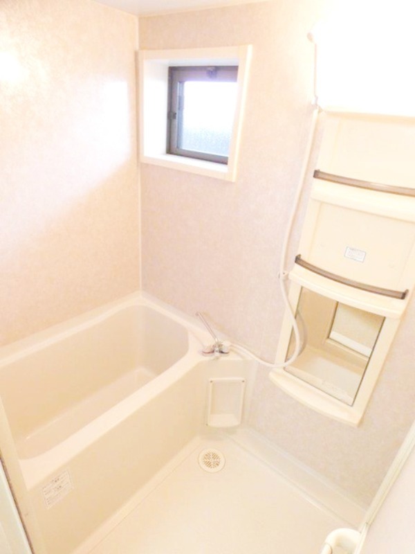 バス・シャワールーム　図面と現状に相違がある場合には現状を優先．．．