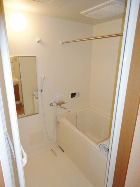 バス・シャワールーム　日々の暮らしに欠かせないお風呂です