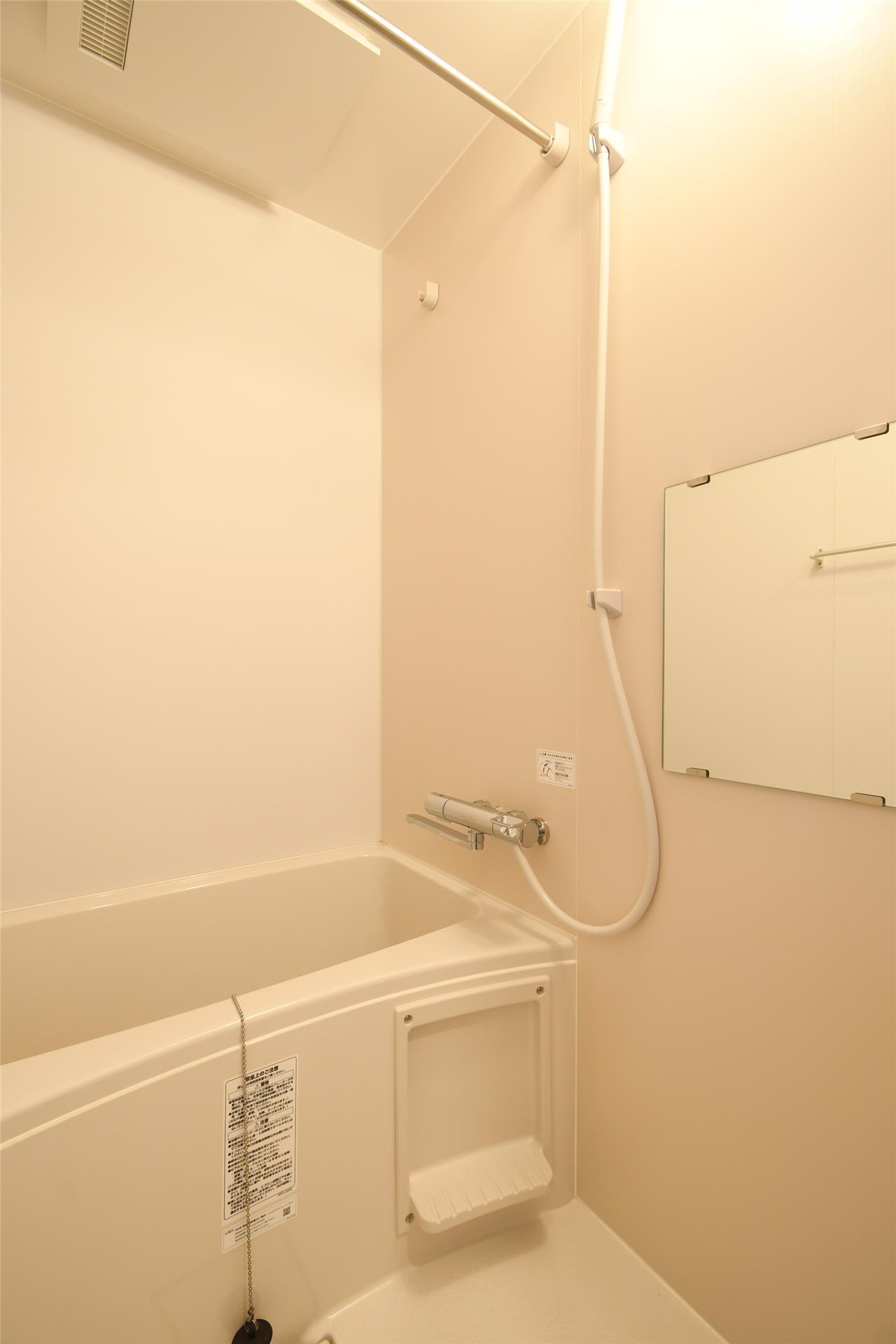 バス・シャワールーム　浴室