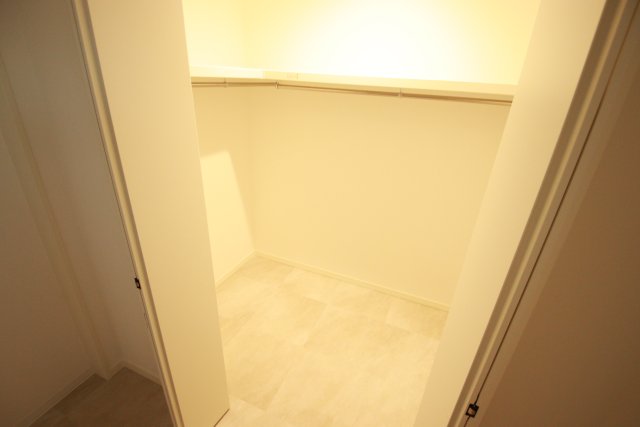 収納　※別号室の参考写真、現況優先※