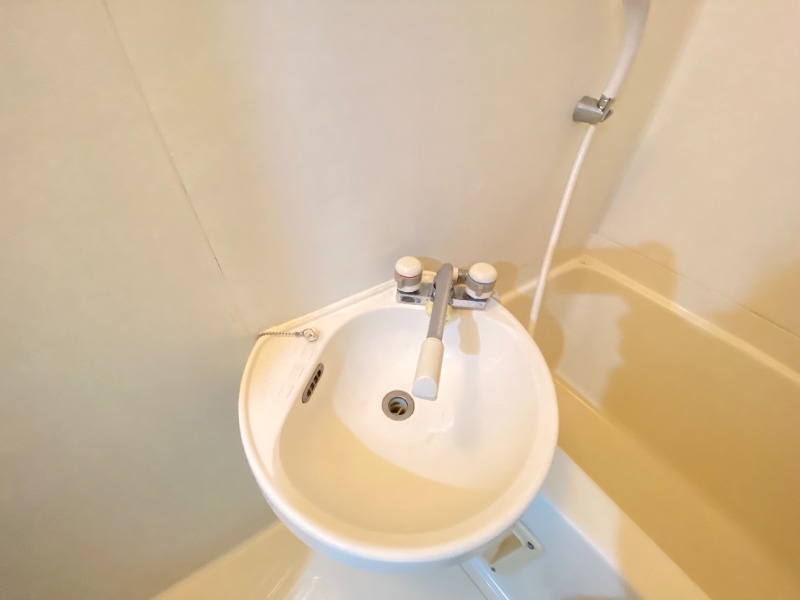 洗面設備　同仕様