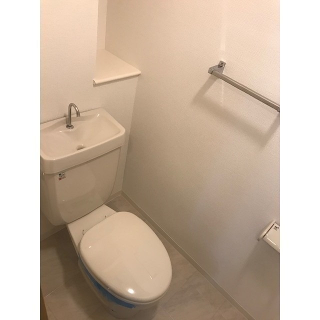 トイレ　参考画像