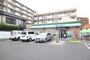 コンビニ　ファミリーマート南中央町店（コンビニ）まで190m
