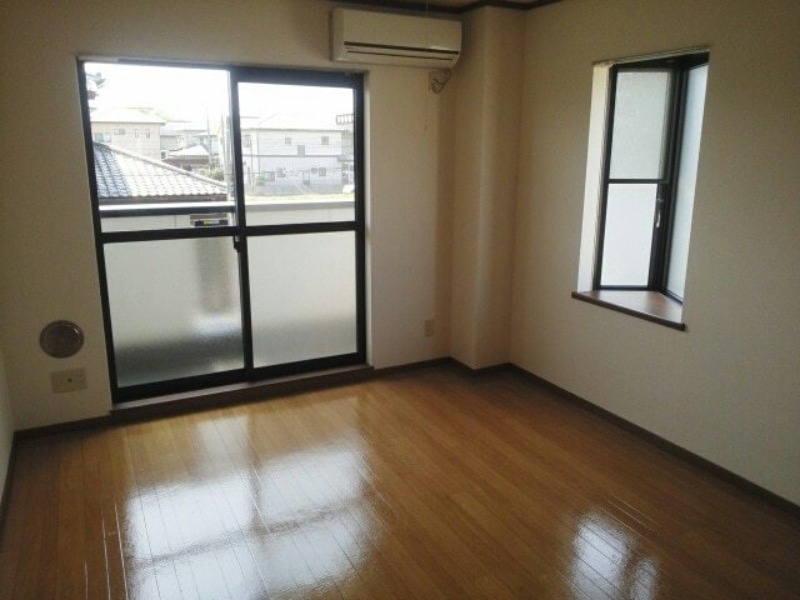 居室・リビング　図面と現状に相違がある場合には現状を優先