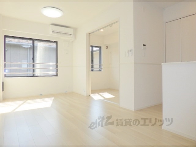 居室・リビング　リビング