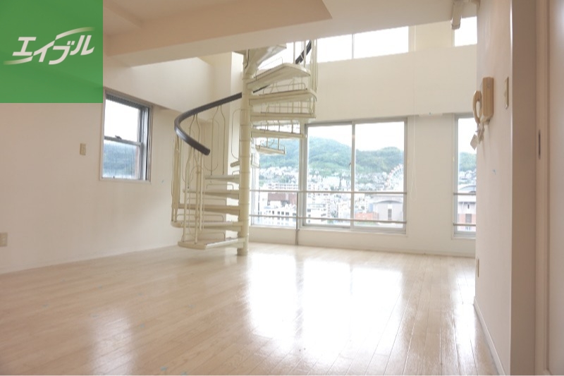 居室・リビング　※別号室写真