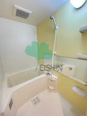 バス・シャワールーム　清潔感のある浴室です！