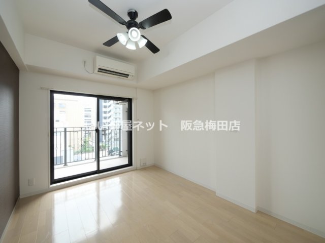 居室・リビング　同仕様写真となります。