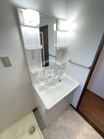 洗面設備　ハーバーウィンズ天保山