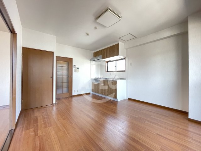 居室・リビング　ハーバーウィンズ天保山　リビング