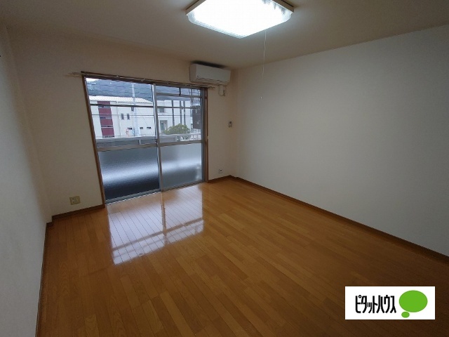 居室・リビング　洋室９．５帖