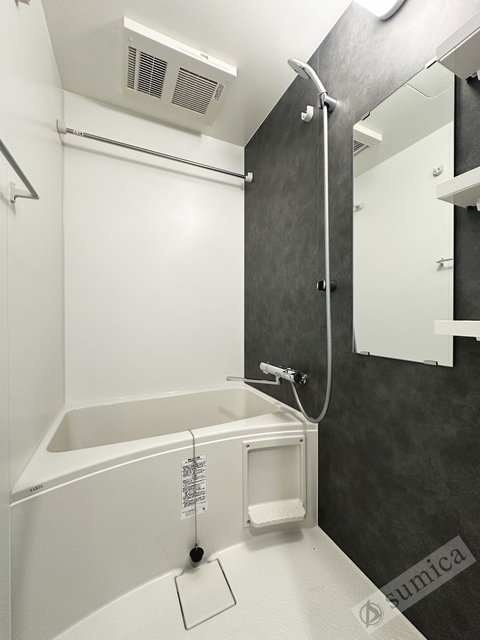 バス・シャワールーム　浴室暖房乾燥機付きバスルーム♪