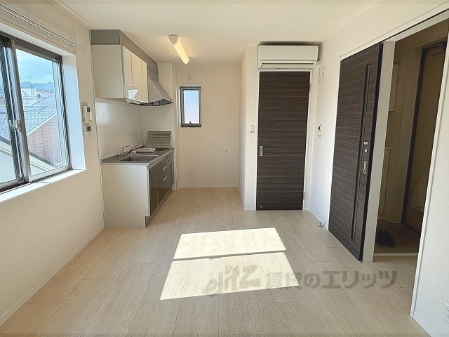 居室・リビング　リビング