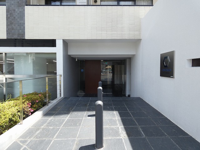 エントランス　エントランス