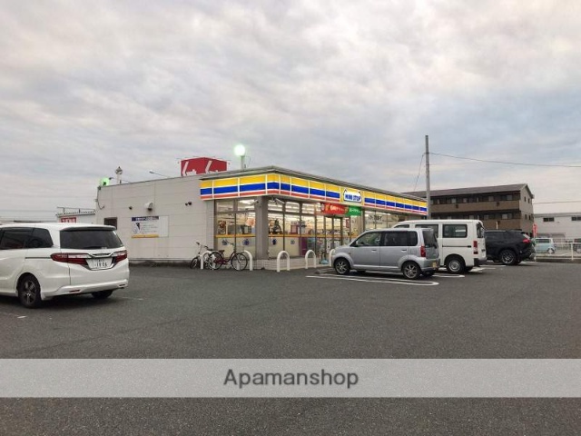 コンビニ　ミニストップ（コンビニ）まで524m