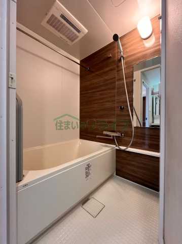 バス・シャワールーム　※参考写真です。同じ間取りの別部屋になります。