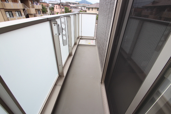 バルコニー　※別部屋の写真です