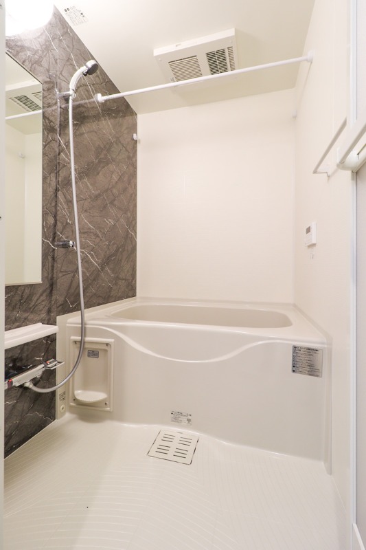 バス・シャワールーム　図面と現状に相違がある場合には現状を優先