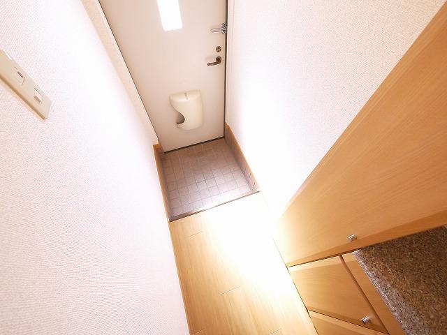 玄関　シンプルで使いやすい玄関です