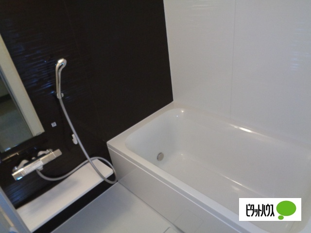 バス・シャワールーム　浴室