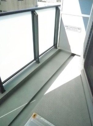 バルコニー　別タイプ部屋　参考写真です