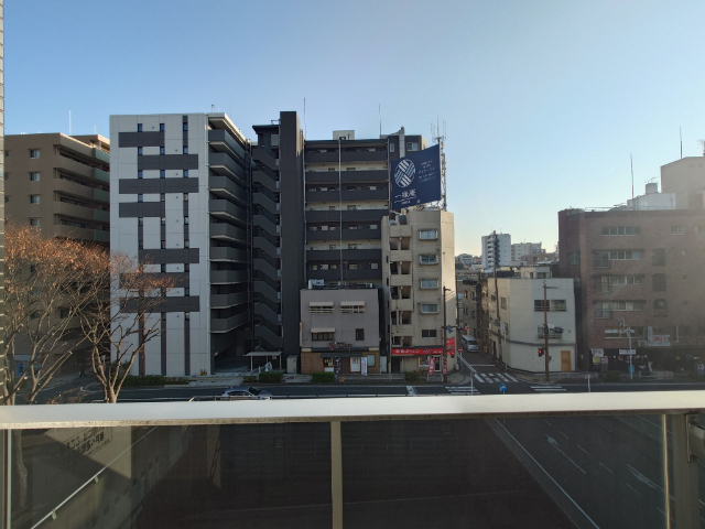 眺望　同向き別階の眺望