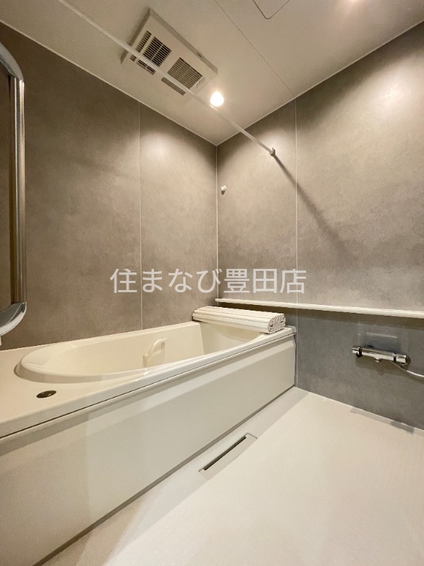 バス・シャワールーム　別部屋写真