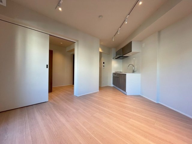 居室・リビング　※別部屋参考写真