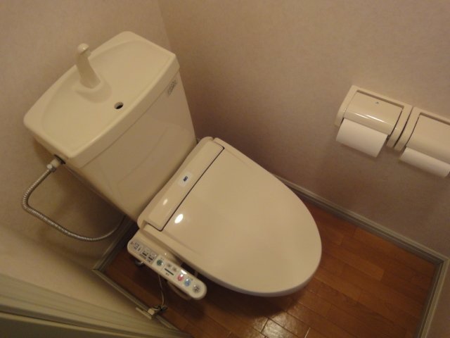 トイレ　シャワー付トイレ