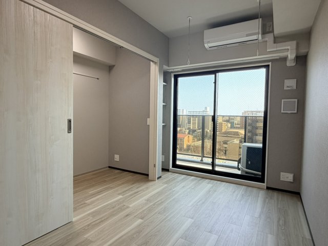 居室・リビング　※別号室参考写真のため、現況優先です。