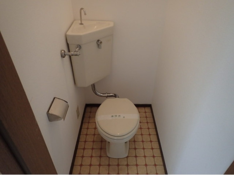 トイレ　図面と現状に相違がある場合には現状を優先