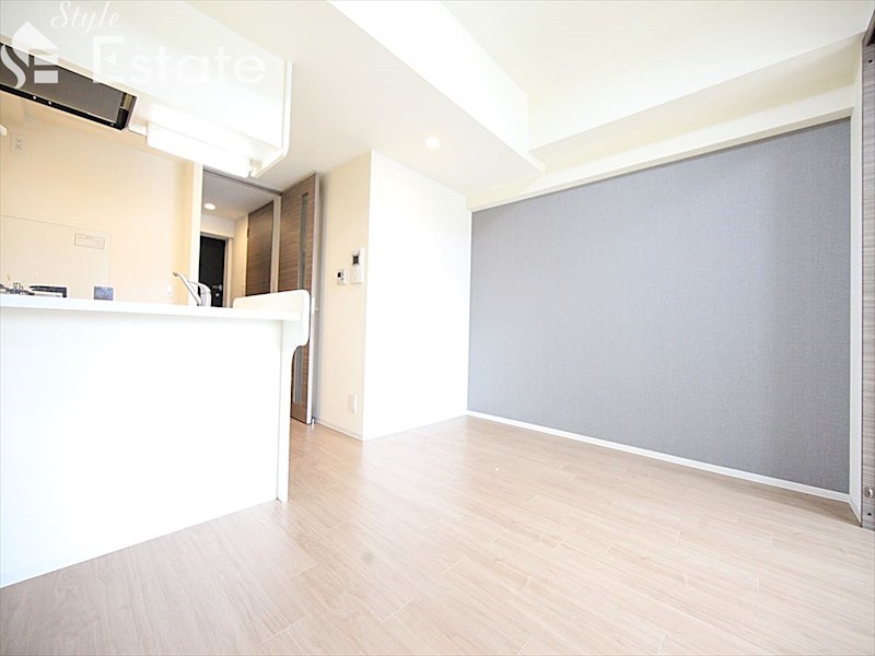 居室・リビング　内装