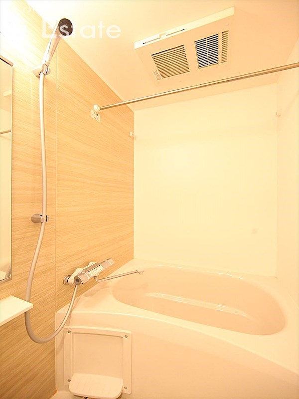 バス・シャワールーム　バスルーム