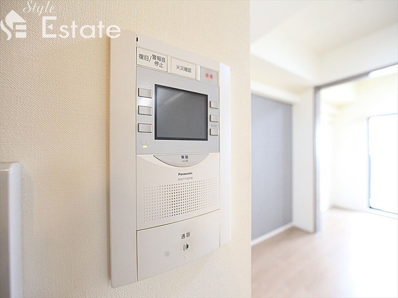 セキュリティ　モニター付きインターホン