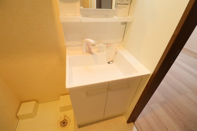 洗面設備　忙しい朝には欠かせない洗面所です♪