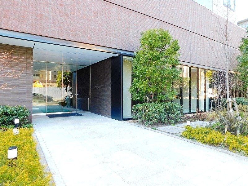 エントランス　エントランス