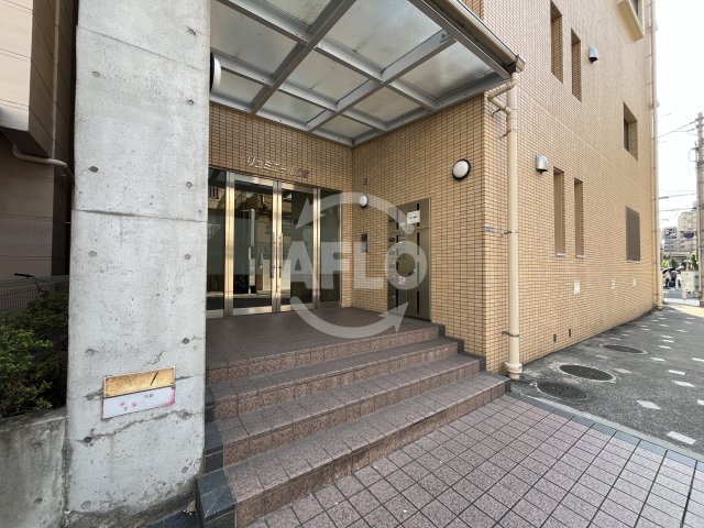 エントランス　リュミエール江坂　エントランス