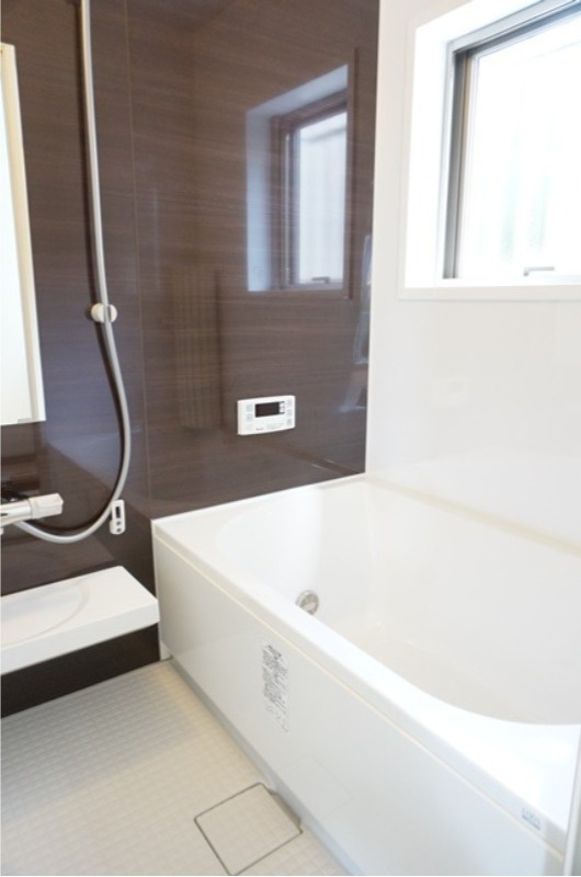 バス・シャワールーム　図面と現状に相違がある場合には現状を優先