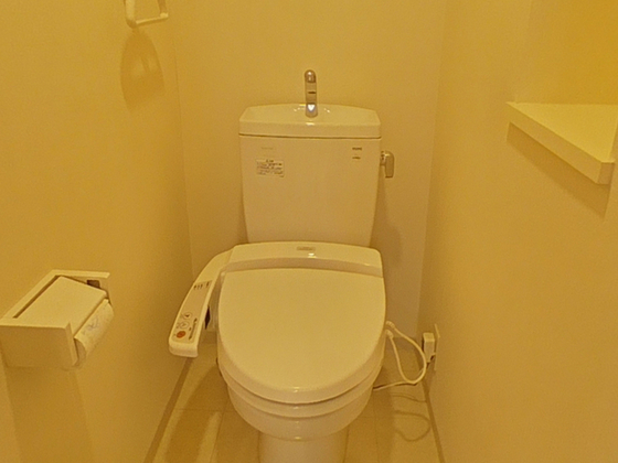 トイレ　※別部屋の写真です