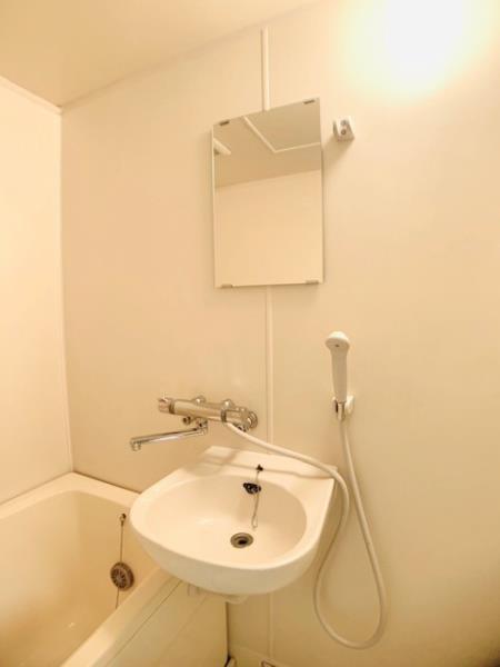 洗面設備　洗面所です