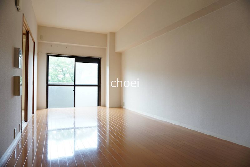 居室・リビング　※同物件別室の写真です